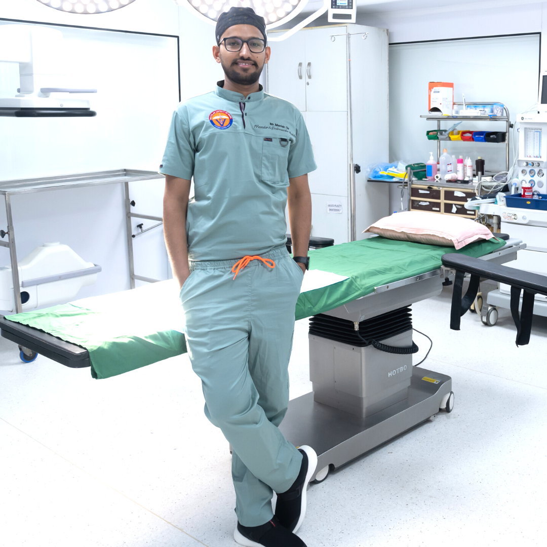 Chinese standing collar mint scrubs in cotton stretchable fabric for men and women doctors