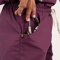 Burgundy Everyday Scrubs – Men V-Neck