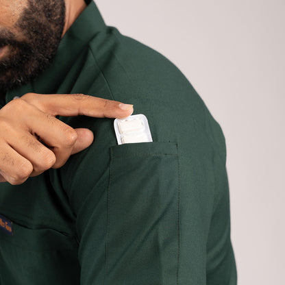 Surgical Green Everyday Scrubs – Men V-Neck
