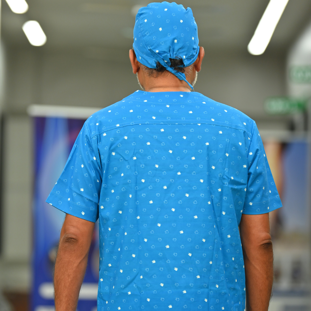 Dental print 2025 scrub tops