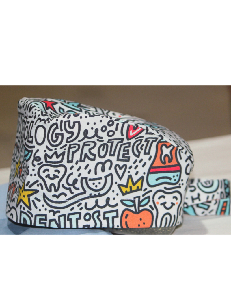 Smile On Dentist print: Unisex Scrub cap